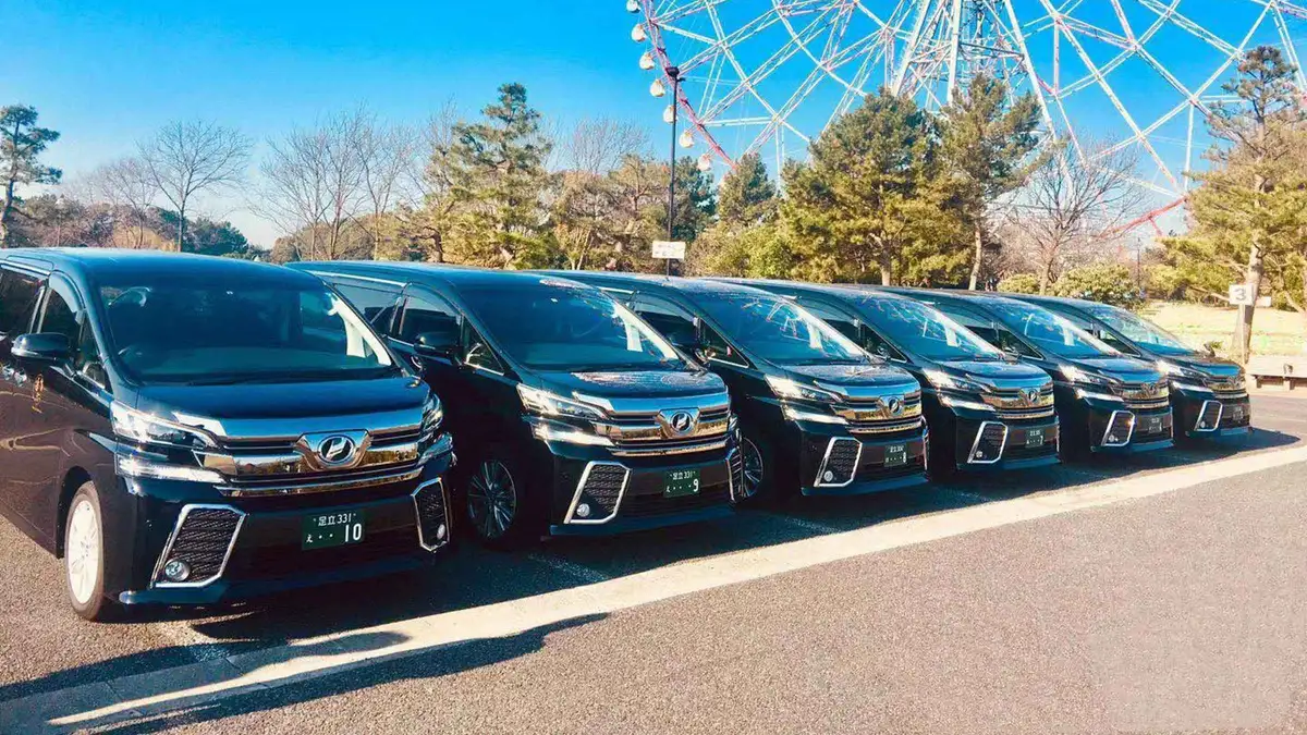 Private van for up to nine passengers on a Narita Airport to Tokyo transfer, Narita Airport Japan